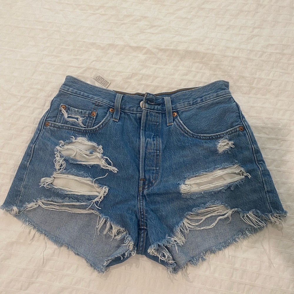 Levi’s 501 Ripped Jean Shorts Size 26 Blue